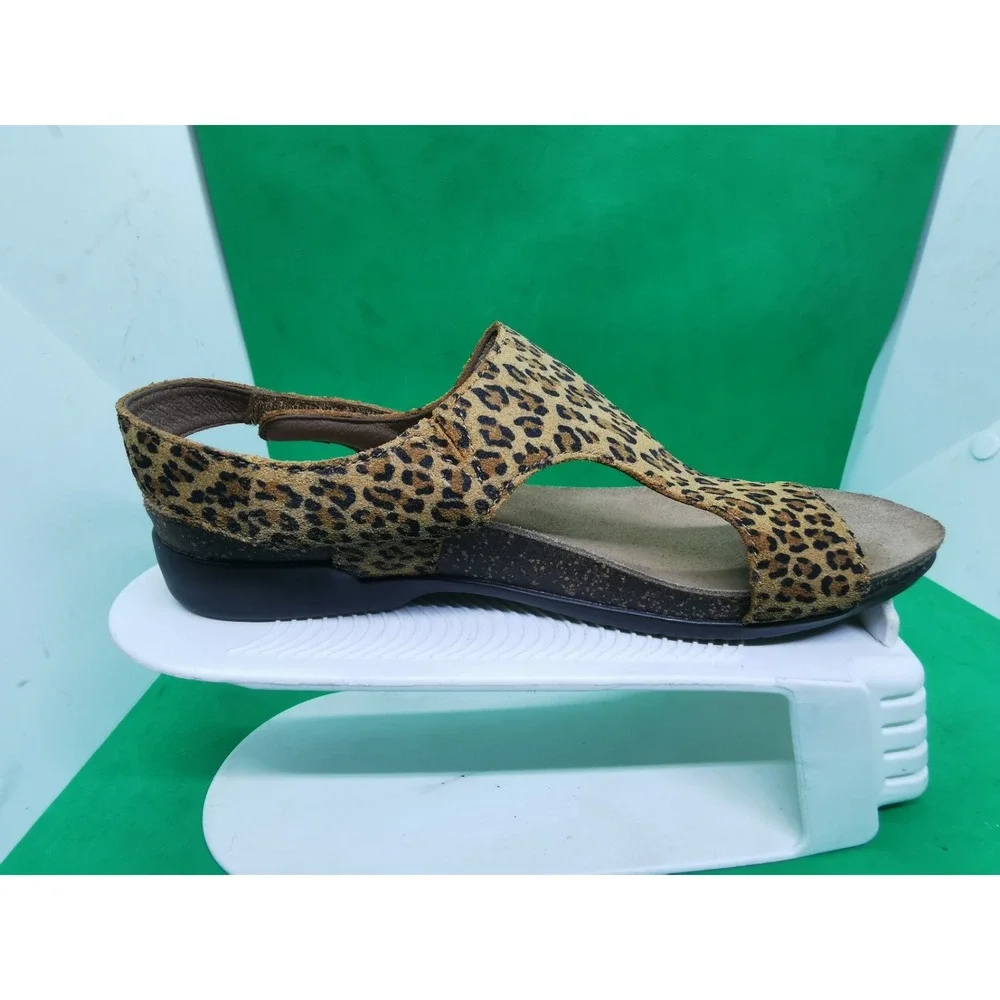 Dansko Womens Cheetah Print Brown Toe Thong Hook&Loop Closure Sandal Sz 7-7.5/38